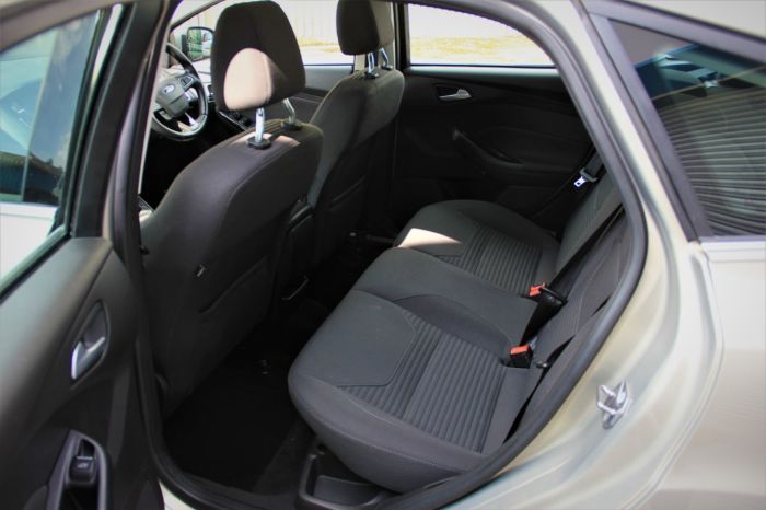 Ford Focus 1.0 EcoBoost 125 Titanium 5dr Hatchback Petrol Silver