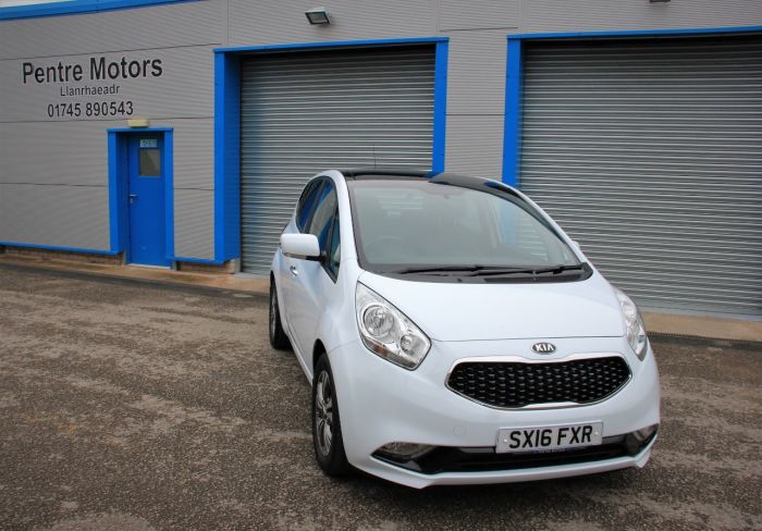 Kia Venga 1.6 CRDi ISG 4 5dr Hatchback Diesel White