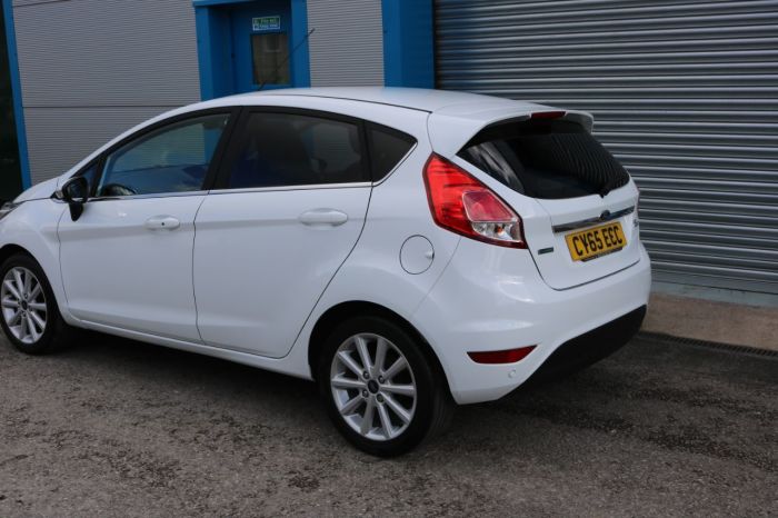 Ford Fiesta 1.0 EcoBoost Titanium 5dr Hatchback Petrol White