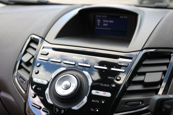 Ford Fiesta 1.0 EcoBoost Titanium 5dr Hatchback Petrol White