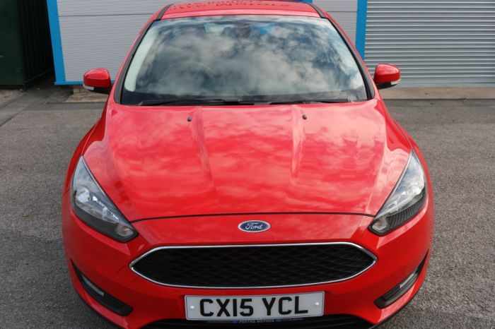Ford Focus 1.0 EcoBoost 125 Zetec 5dr Hatchback Petrol Red