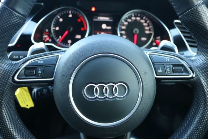 Audi A5 2.0 TDI 190 Quattro Black Ed Plus 5dr S Tronic 5st Hatchback Diesel Grey