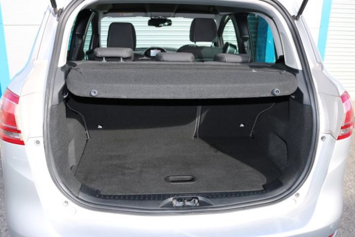 Ford B-MAX 1.0 EcoBoost 125 Titanium Navigator 5dr MPV Petrol Silver