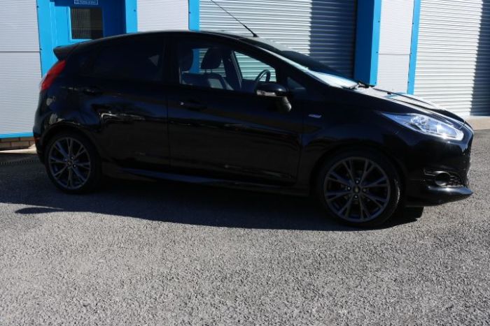 Ford Fiesta 1.5 TDCi ST-Line 5dr Hatchback Diesel Black