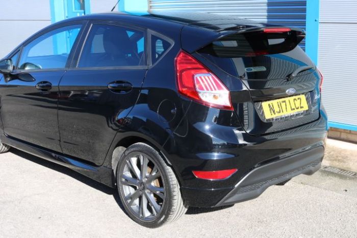 Ford Fiesta 1.5 TDCi ST-Line 5dr Hatchback Diesel Black