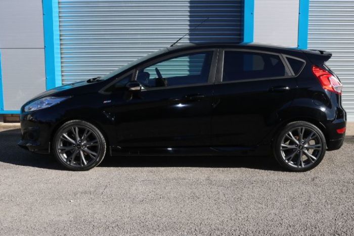 Ford Fiesta 1.5 TDCi ST-Line 5dr Hatchback Diesel Black