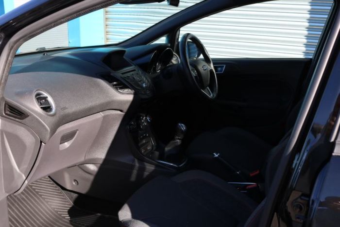 Ford Fiesta 1.5 TDCi ST-Line 5dr Hatchback Diesel Black