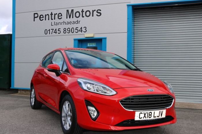 Ford Fiesta 1.0 EcoBoost Zetec 5dr Hatchback Petrol Red