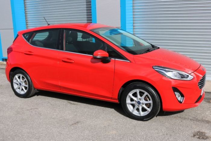 Ford Fiesta 1.0 EcoBoost Zetec 5dr Hatchback Petrol Red