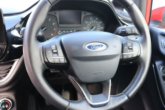 Ford Fiesta 1.0 EcoBoost Zetec 5dr Hatchback Petrol Red