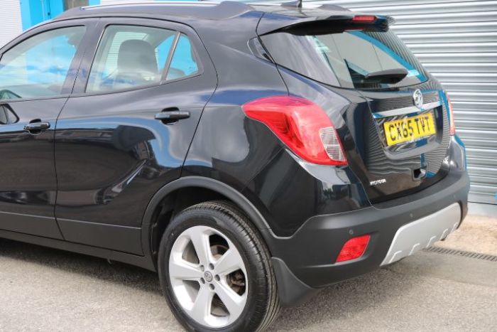 Vauxhall Mokka 1.6 CDTi Exclusiv 5dr Hatchback Diesel Black