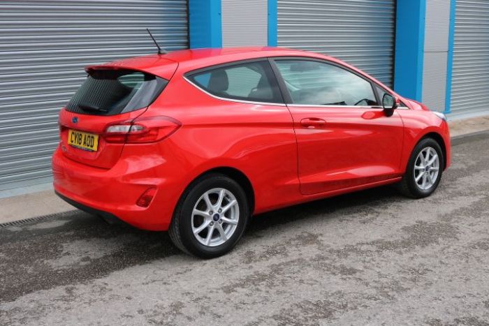 Ford Fiesta 1.0 EcoBoost Zetec 3dr Hatchback Petrol Red