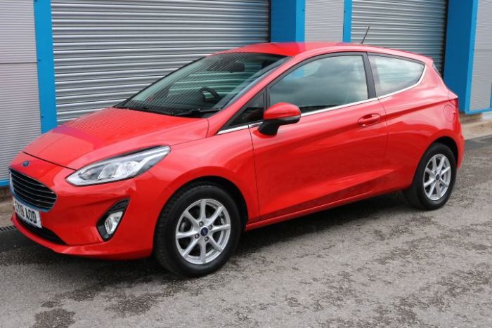 Ford Fiesta 1.0 EcoBoost Zetec 3dr Hatchback Petrol Red
