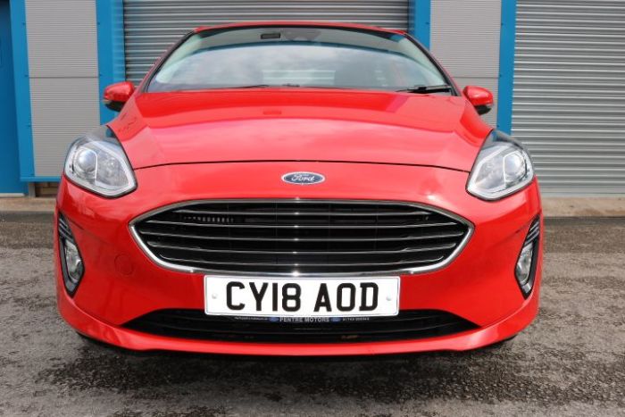 Ford Fiesta 1.0 EcoBoost Zetec 3dr Hatchback Petrol Red