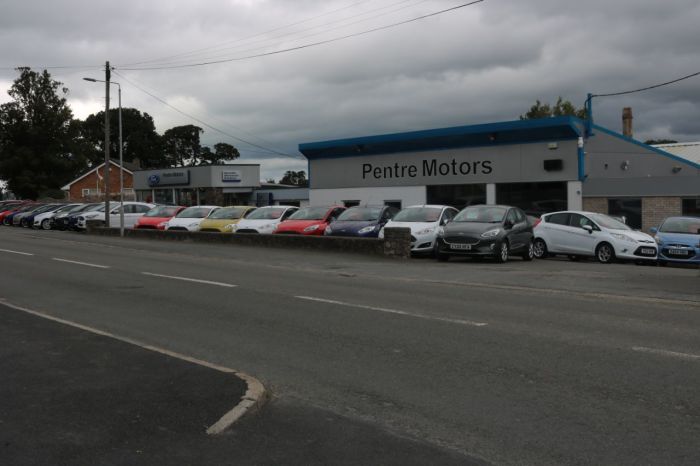 Ford Fiesta 1.0 EcoBoost Zetec 3dr Hatchback Petrol Red
