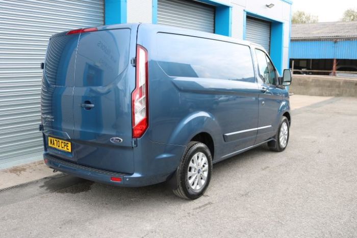 Ford Transit Custom 2.0 EcoBlue 130ps Low Roof Limited Van Panel Van Diesel Blue