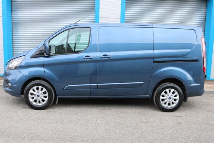 Ford Transit Custom 2.0 EcoBlue 130ps Low Roof Limited Van Panel Van Diesel Blue