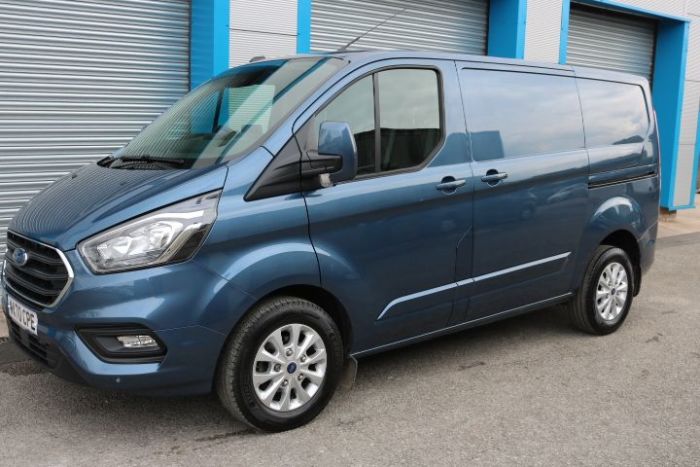 Ford Transit Custom 2.0 EcoBlue 130ps Low Roof Limited Van Panel Van Diesel Blue