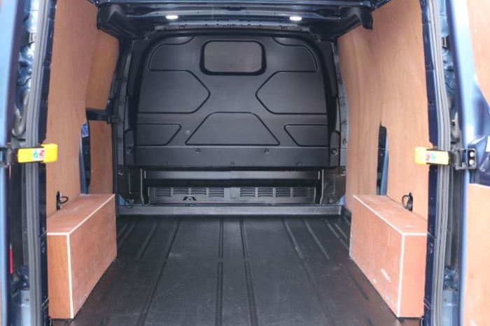 Ford Transit Custom 2.0 EcoBlue 130ps Low Roof Limited Van Panel Van Diesel Blue