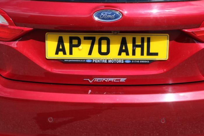Ford Fiesta 1.0 EcoBoost 125 Vignale Edition 5dr Hatchback Petrol Red