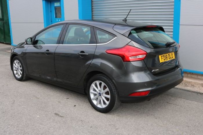 Ford Focus 1.0 EcoBoost 125 Titanium 5dr Auto Hatchback Petrol Grey