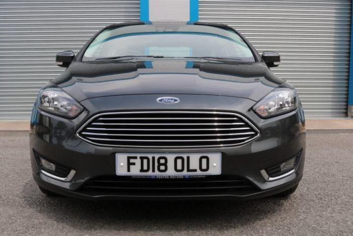 Ford Focus 1.0 EcoBoost 125 Titanium 5dr Auto Hatchback Petrol Grey
