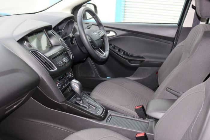 Ford Focus 1.0 EcoBoost 125 Titanium 5dr Auto Hatchback Petrol Grey