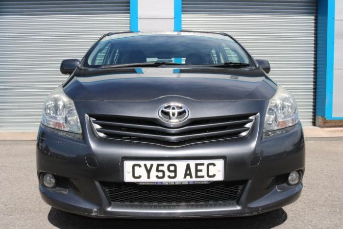 Toyota Verso 2.2 D-CAT T Spirit 5dr Auto MPV Diesel Grey