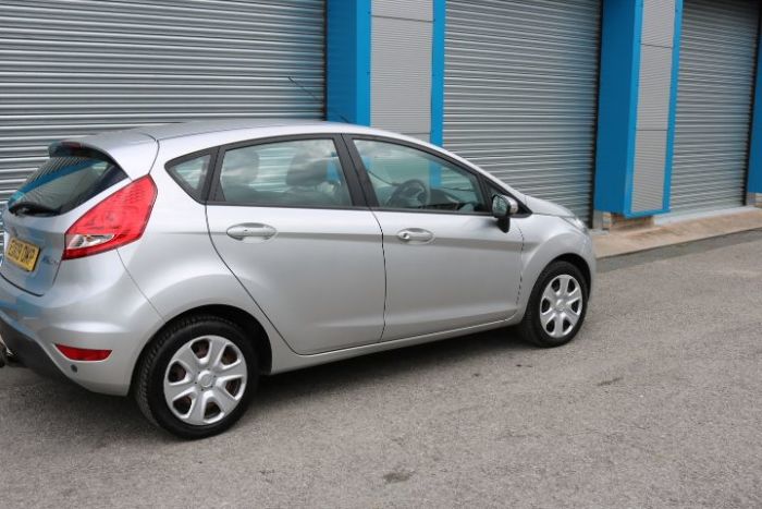Ford Fiesta 1.4 Style + 5dr Hatchback Petrol Silver