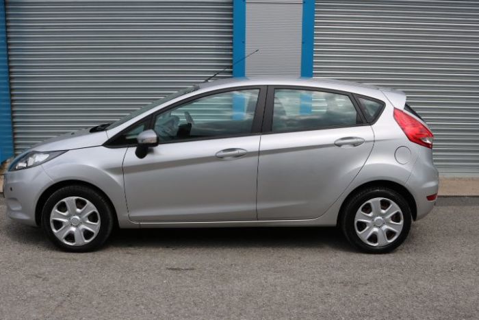 Ford Fiesta 1.4 Style + 5dr Hatchback Petrol Silver