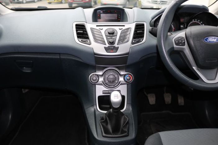 Ford Fiesta 1.4 Style + 5dr Hatchback Petrol Silver