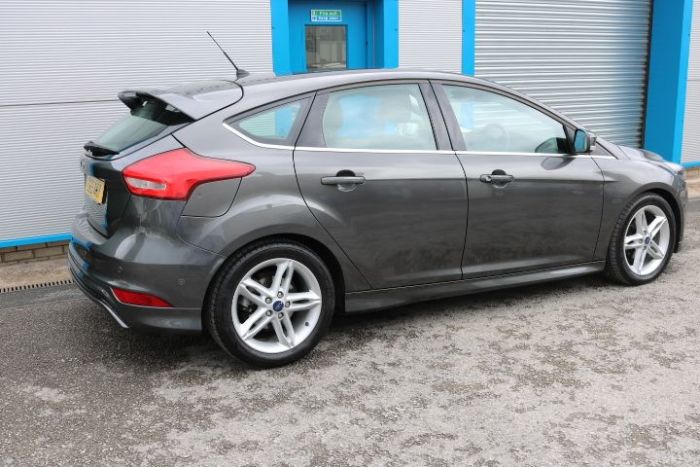 Ford Focus 1.5 TDCi 120 Zetec S 5dr Hatchback Diesel Grey