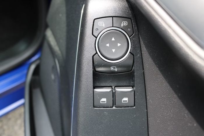 Ford Fiesta 1.0 EcoBoost Titanium 5dr Hatchback Petrol Blue