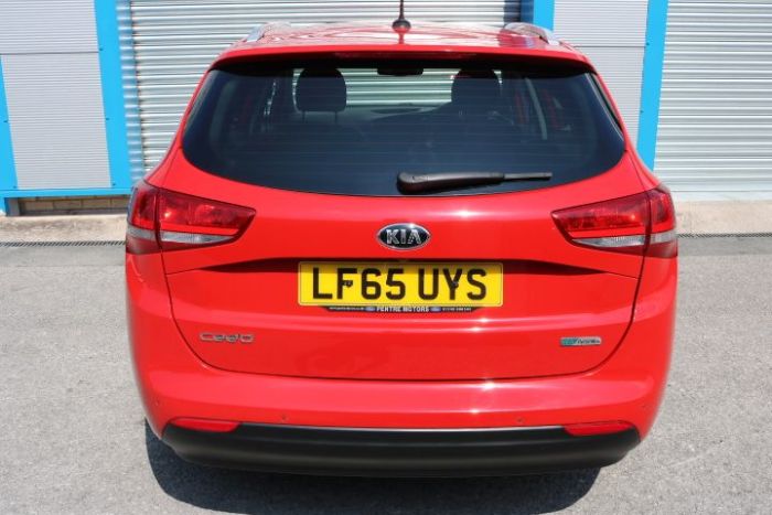Kia Ceed 1.6 CRDi ISG 4 5dr Estate Diesel Red