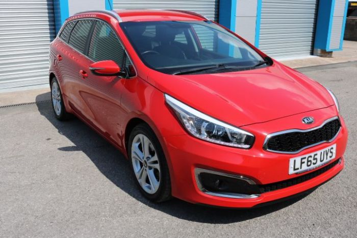 Kia Ceed 1.6 CRDi ISG 4 5dr Estate Diesel Red