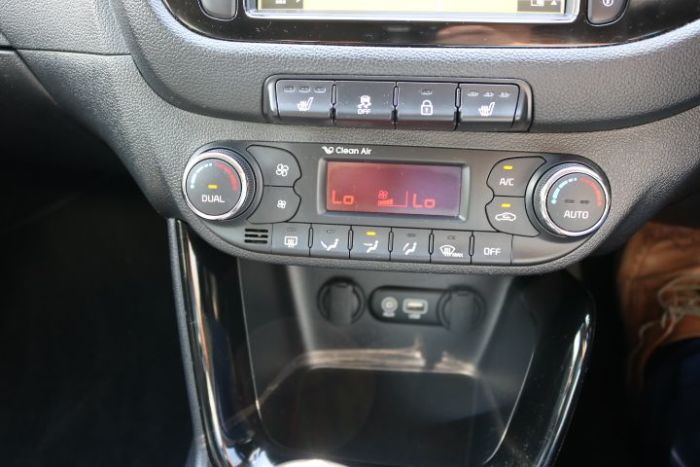 Kia Ceed 1.6 CRDi ISG 4 5dr Estate Diesel Red