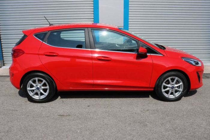 Ford Fiesta 1.0 EcoBoost Zetec 5dr Hatchback Petrol Red