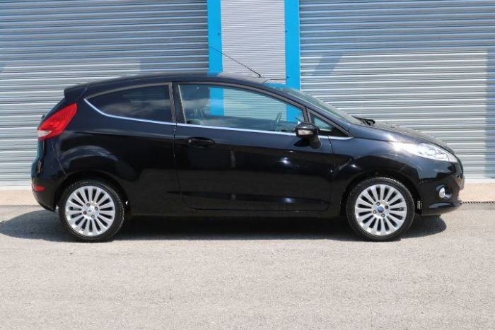 Ford Fiesta 1.4 Titanium 3dr Hatchback Petrol Black