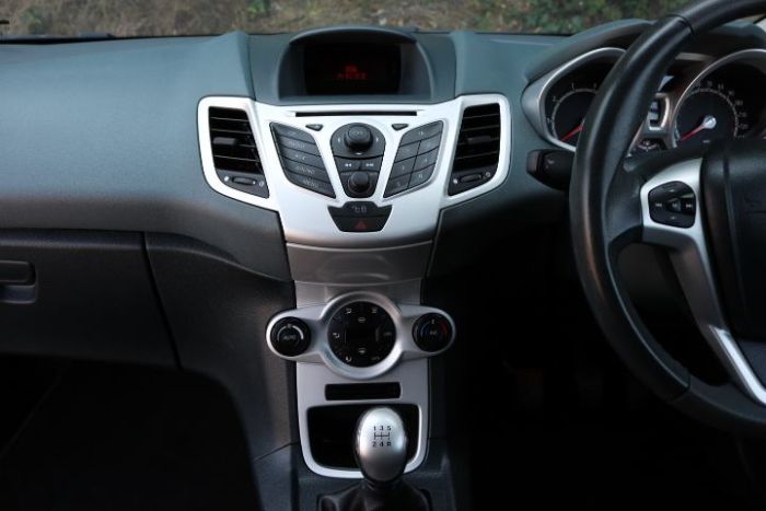 Ford Fiesta 1.4 Titanium 3dr Hatchback Petrol Black