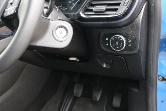 Ford Fiesta 1.1 Trend 5dr Hatchback Petrol Blue