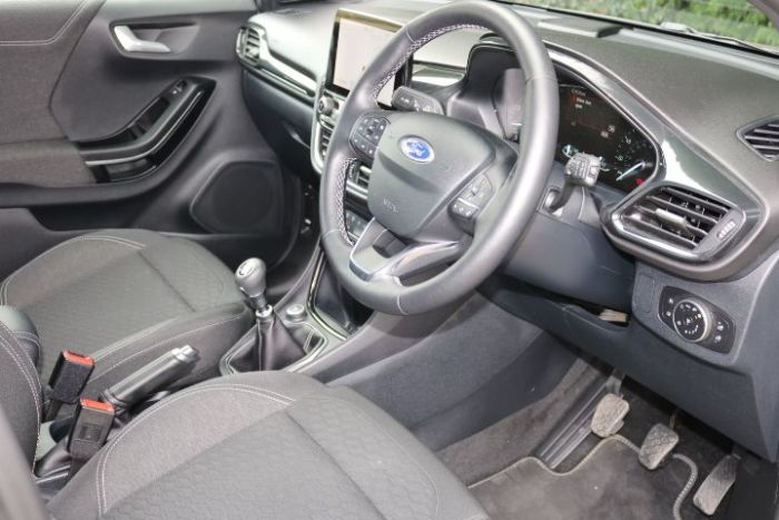 Ford Puma 1.0 EcoBoost Hybrid mHEV Titanium First Ed 5dr Hatchback Petrol Silver
