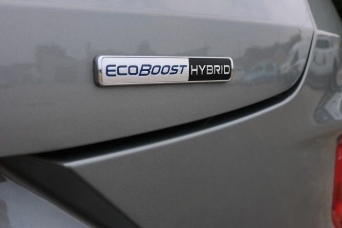 Ford Puma 1.0 EcoBoost Hybrid mHEV Titanium First Ed 5dr Hatchback Petrol Silver