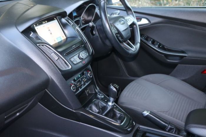 Ford Focus 1.0 EcoBoost 125 Titanium 5dr Hatchback Petrol Grey