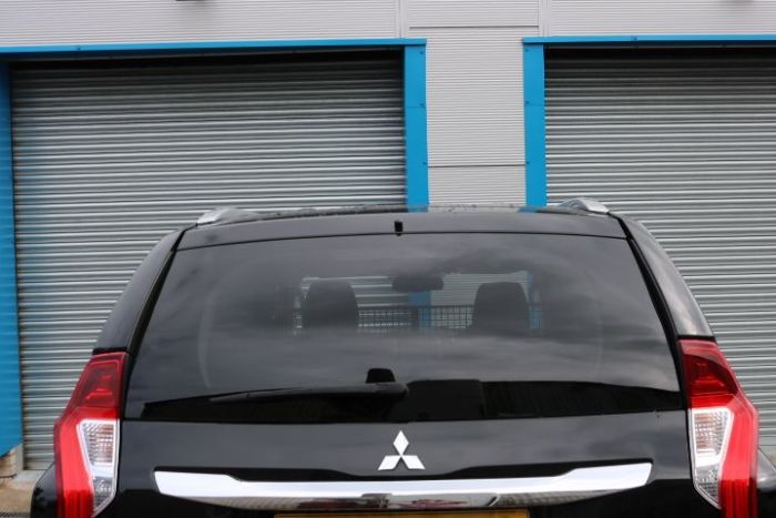Mitsubishi Shogun Sport 2.4 DI-DC Commercial Auto Van Diesel Black