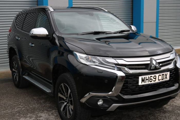 Mitsubishi Shogun Sport 2.4 DI-DC Commercial Auto Van Diesel Black
