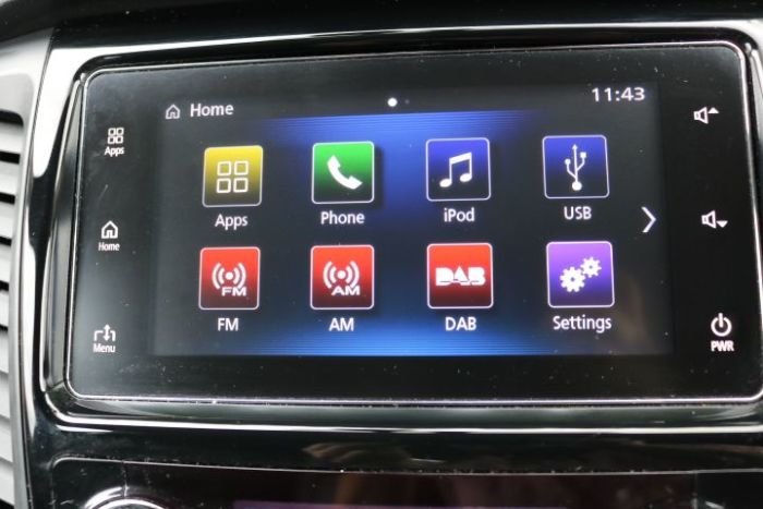 Mitsubishi Shogun Sport 2.4 DI-DC Commercial Auto Van Diesel Black