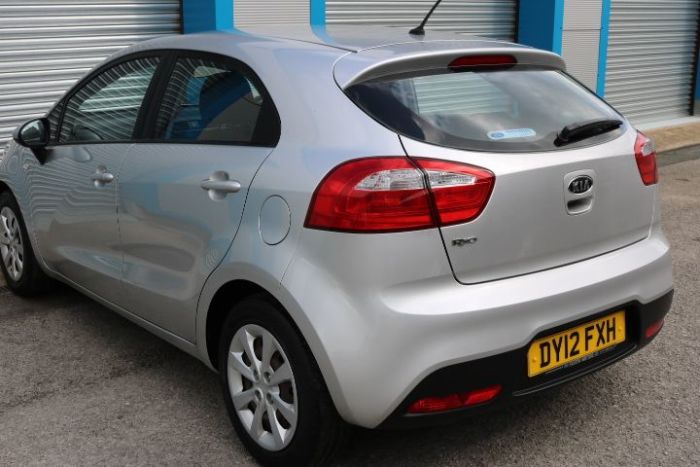 Kia Rio 1.25 1 5dr Hatchback Petrol Silver