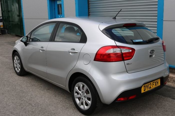 Kia Rio 1.25 1 5dr Hatchback Petrol Silver