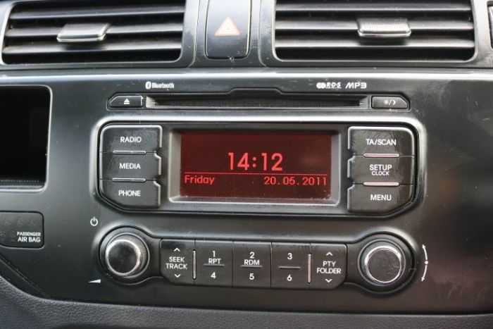 Kia Rio 1.25 1 5dr Hatchback Petrol Silver