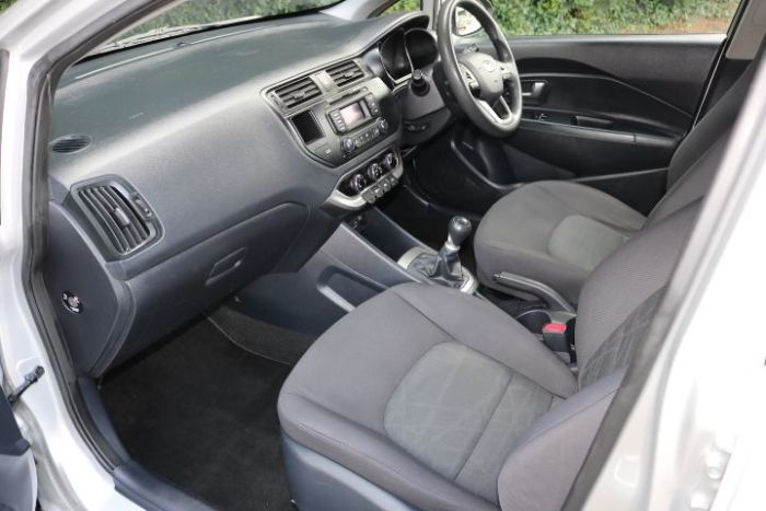 Kia Rio 1.25 1 5dr Hatchback Petrol Silver
